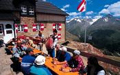 Breslauer Huette am Fusse der Wildspitze Vent 13